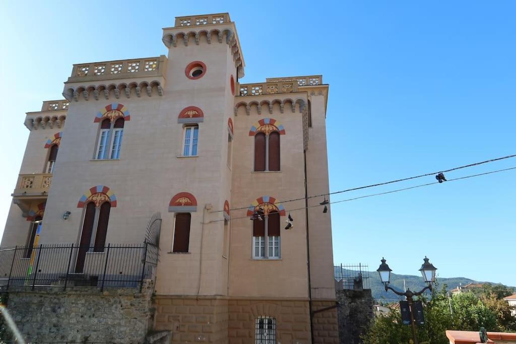 La Casa Di Loris Apartment Сарцана Екстериор снимка