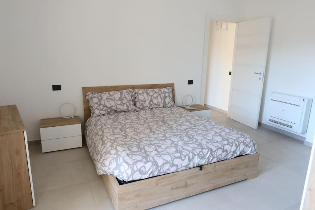 La Casa Di Loris Apartment Сарцана Екстериор снимка